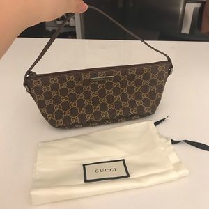 Authentic Gucci boat pochette bag